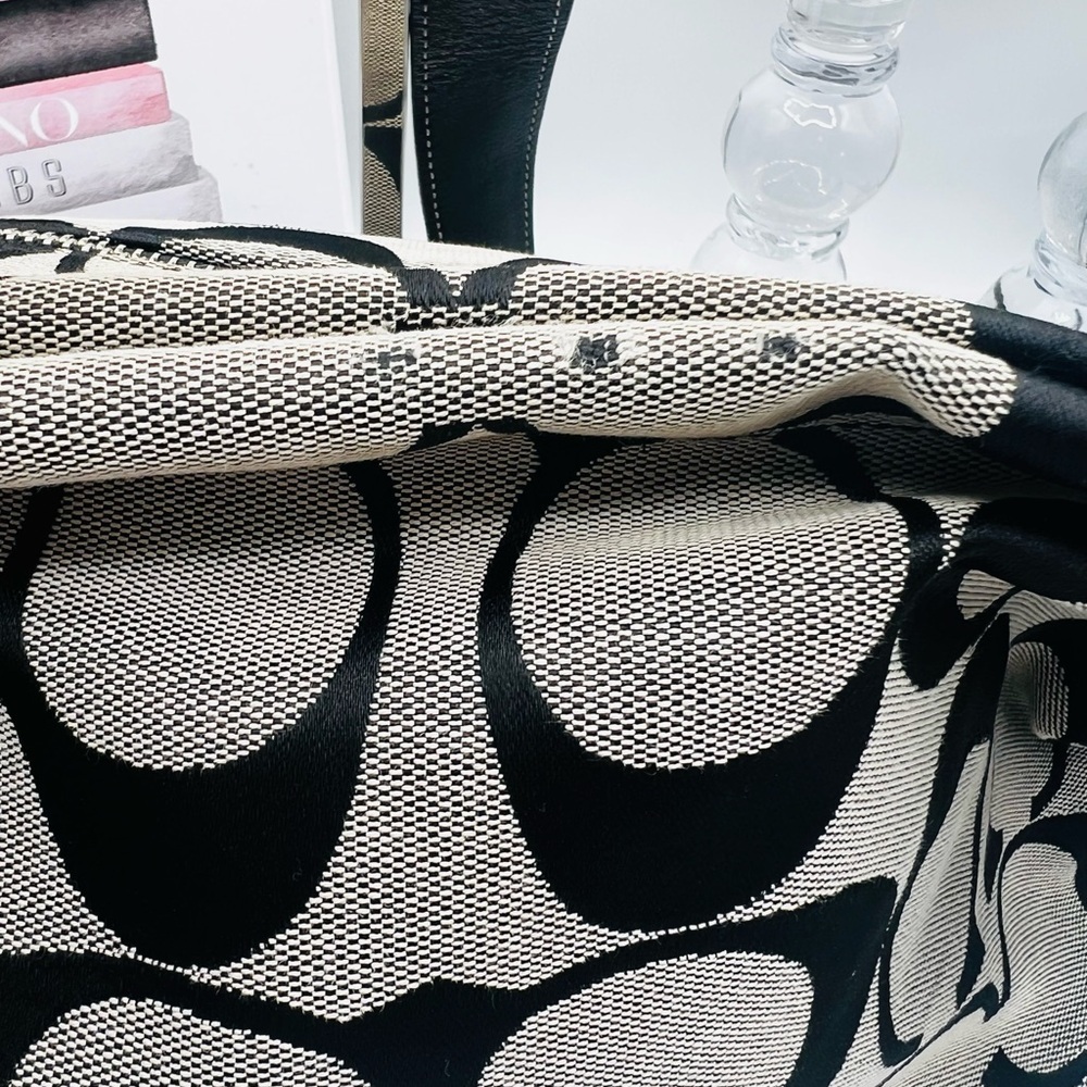 Coach Signature C Two Way Duffle Bag - Picture 3 of 10